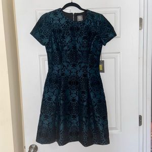 Vince Camuto green pattern dress